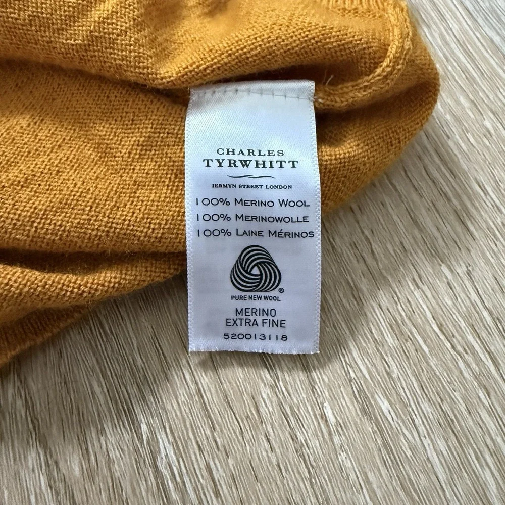 Charles Tyrwhitt Jumper Mens XXL 100% Merino Wool V-Neck Pullover Sweater Yellow